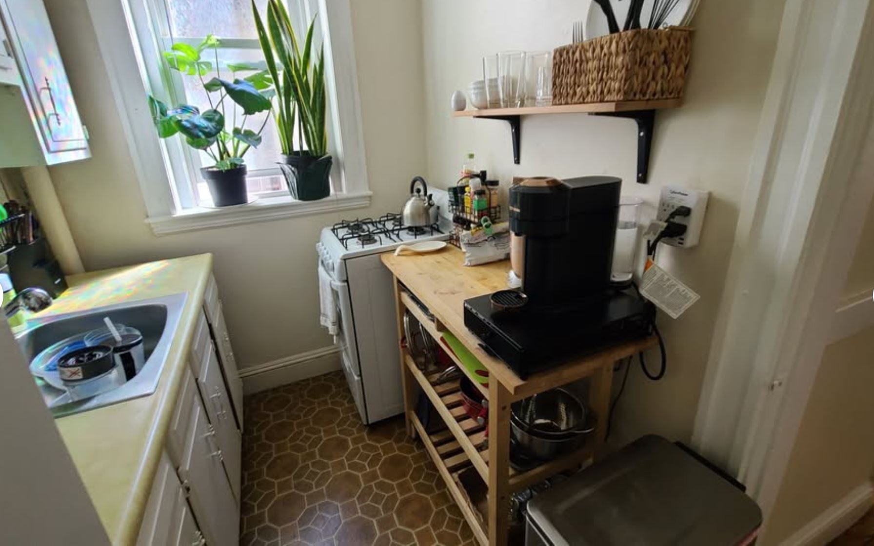 1840 Commonwealth Ave, Brighton