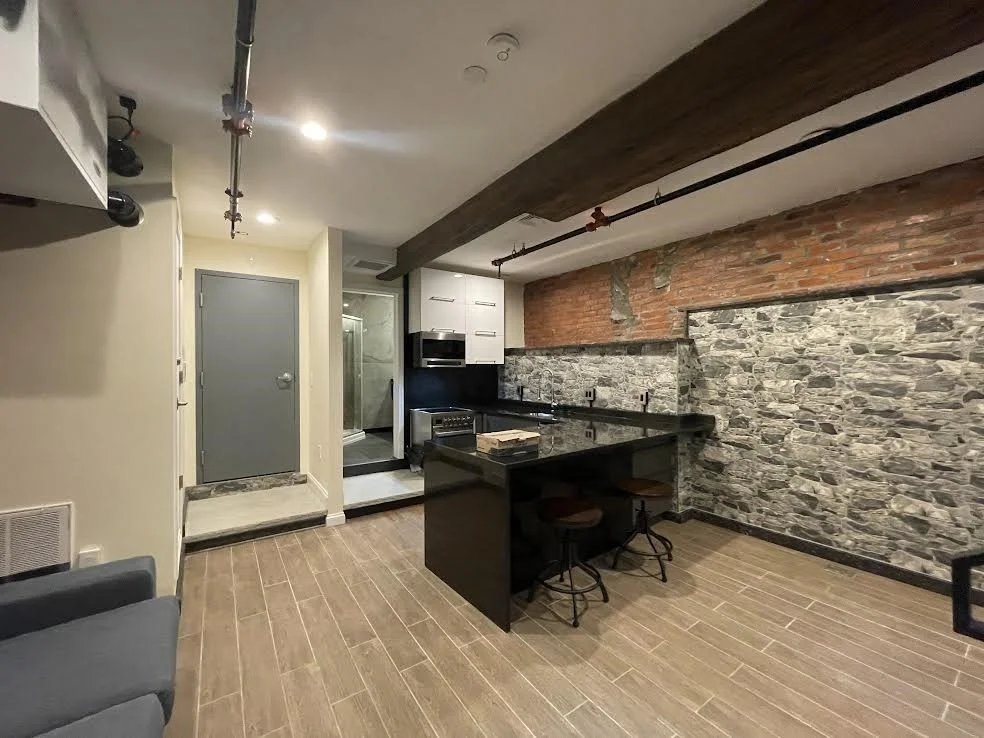 1028 Commonwealth Ave, Fenway