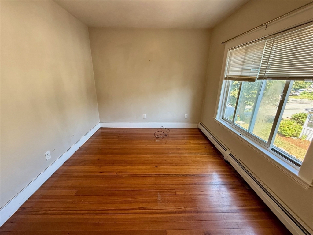 104 South Main St, Mansfield