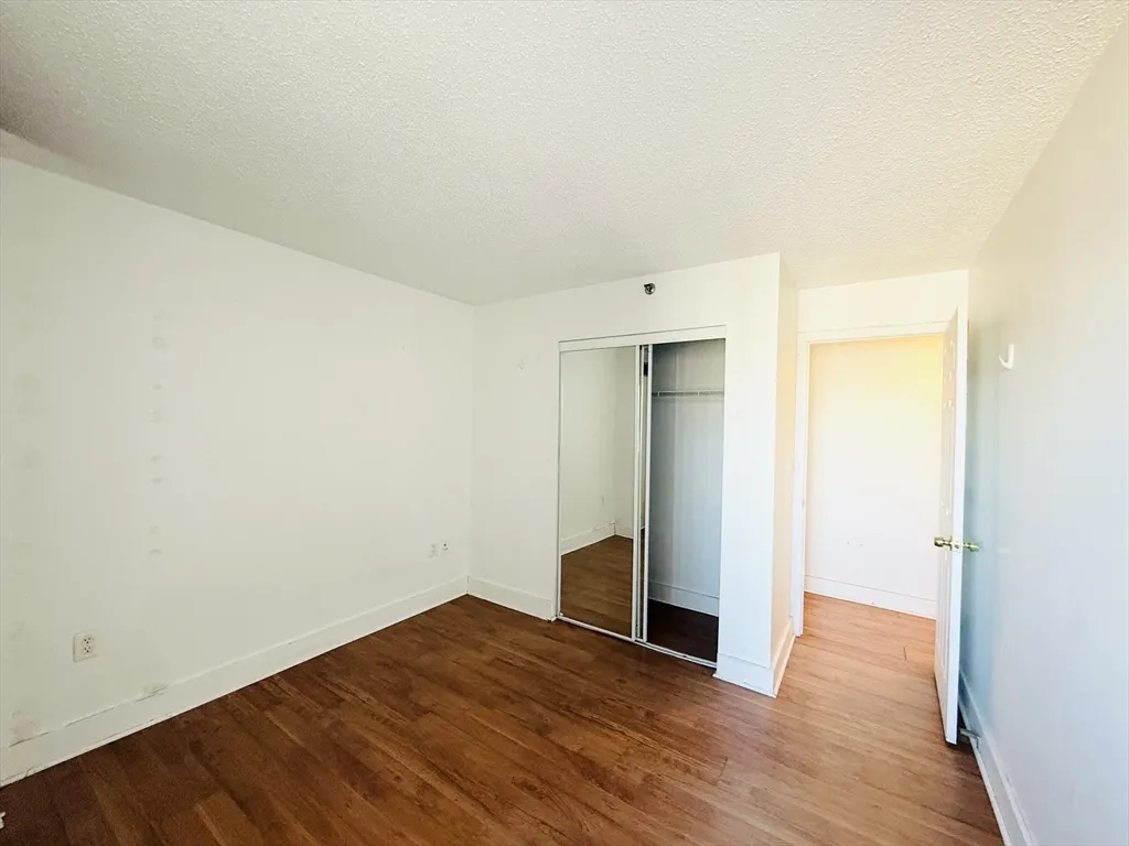 15 North Beacon St, Allston