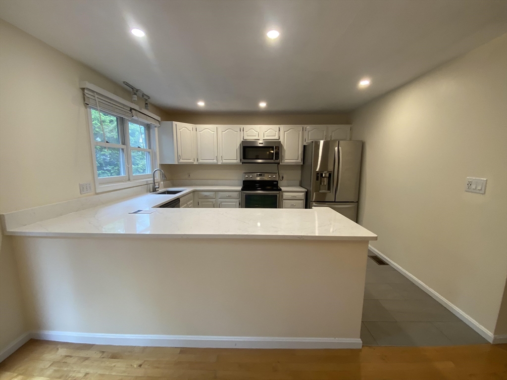 1047 Washington St, Newtonville