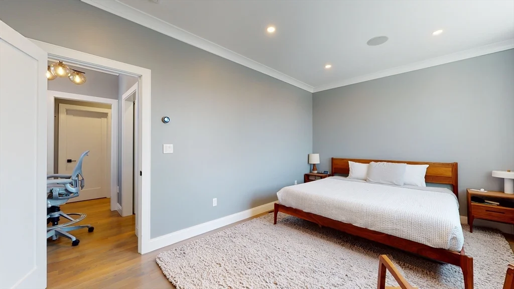 459 E 8th, South Boston