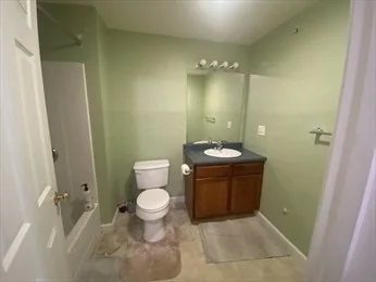 `100 Nutting Rd, Westford