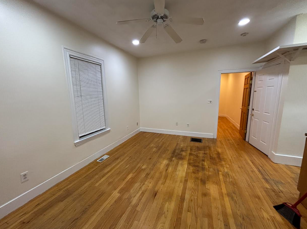 10 Homer Sq, Prospect Hill