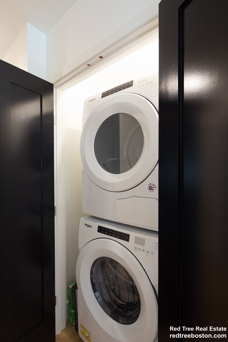 92 Brown St, South Side