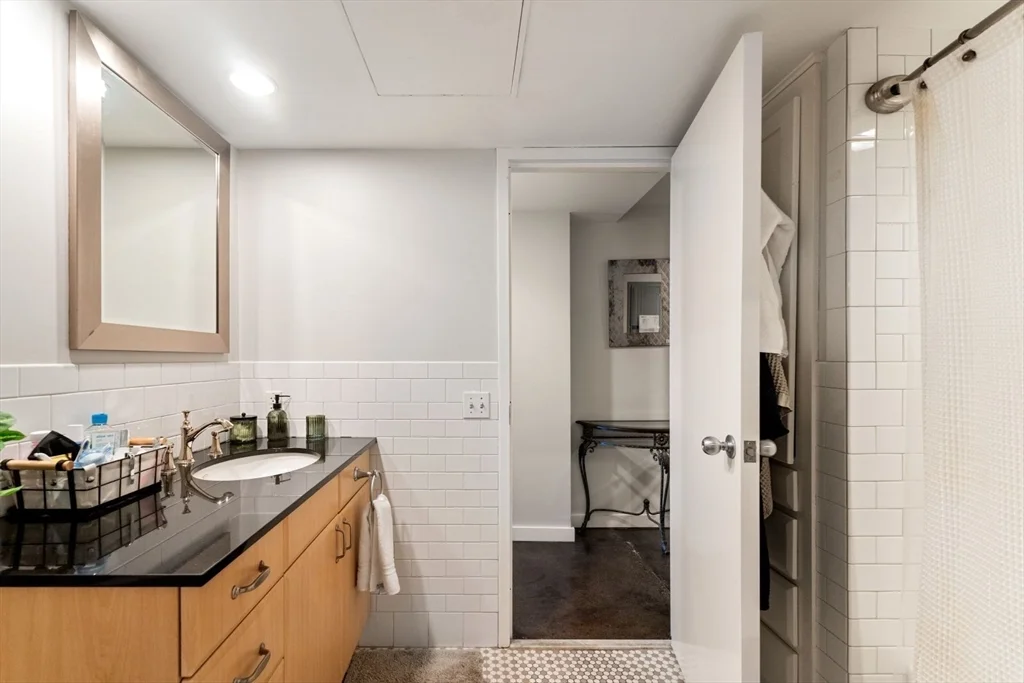 9 W Broadway, South Boston