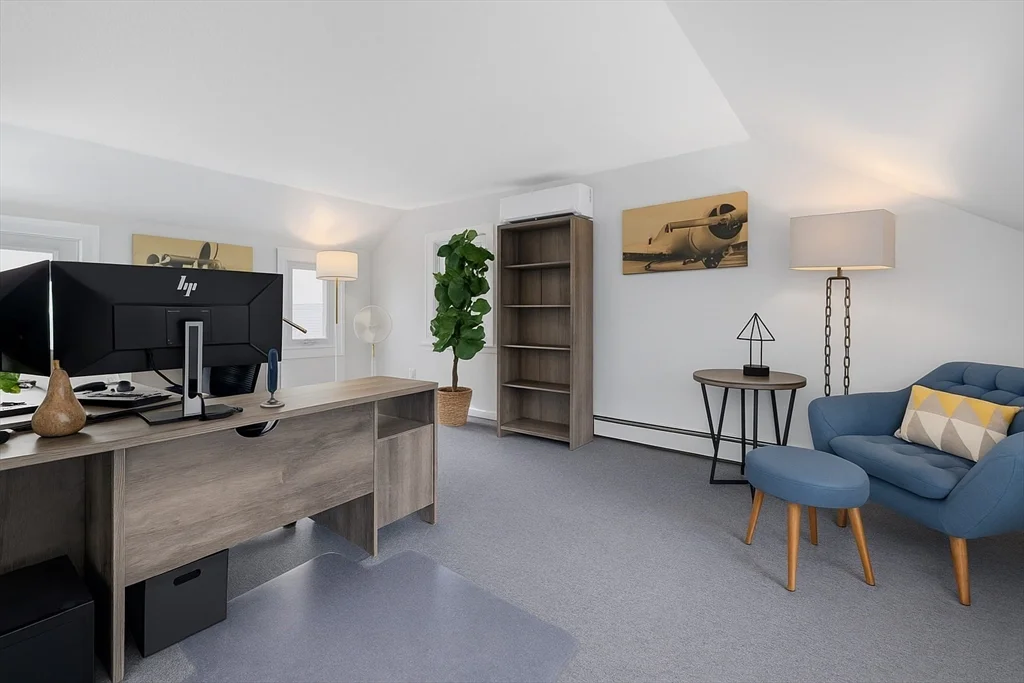 42 Fairmount St, New Bedford