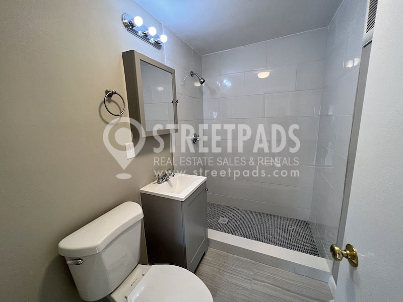 50 Evergreen St, Jamaica Plain