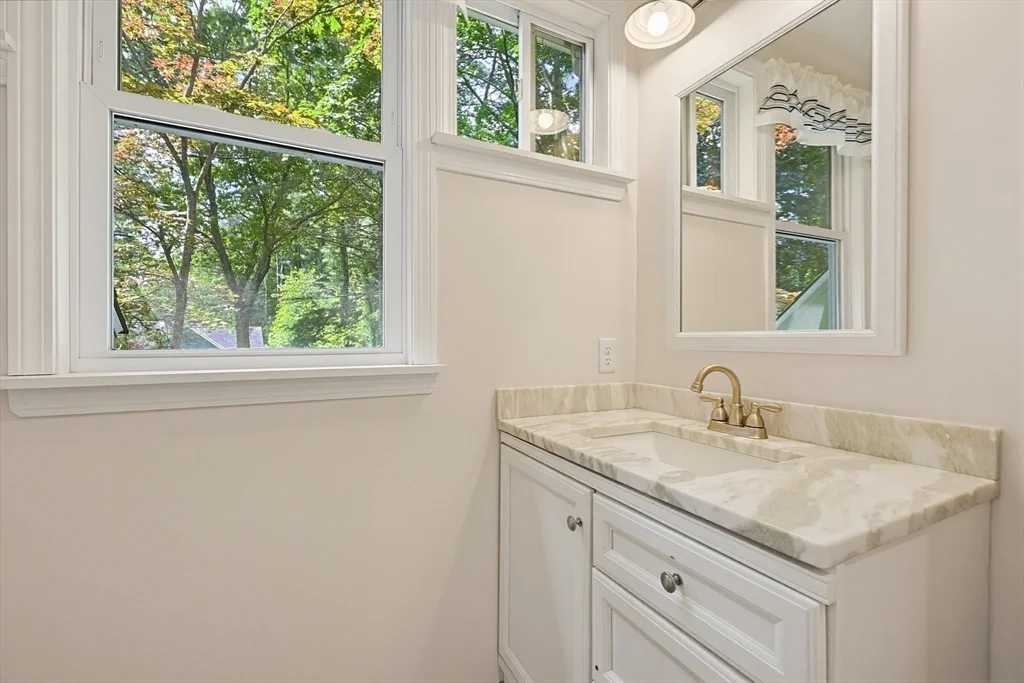 149 Copeland St, West Bridgewater