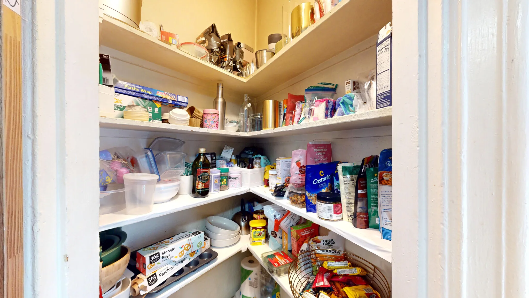 86 Hammond St, Roxbury