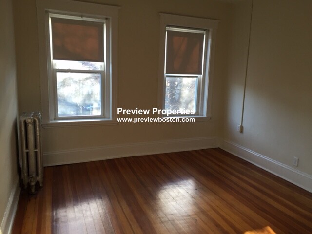 1377 Commonwealth Ave, Allston