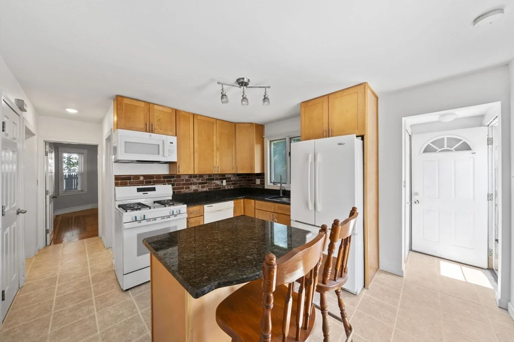 12 Rosemont Rd, North Weymouth
