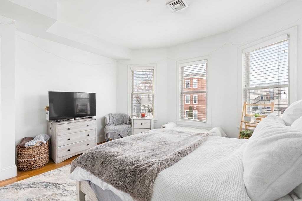 142 Boston St, Dorchester