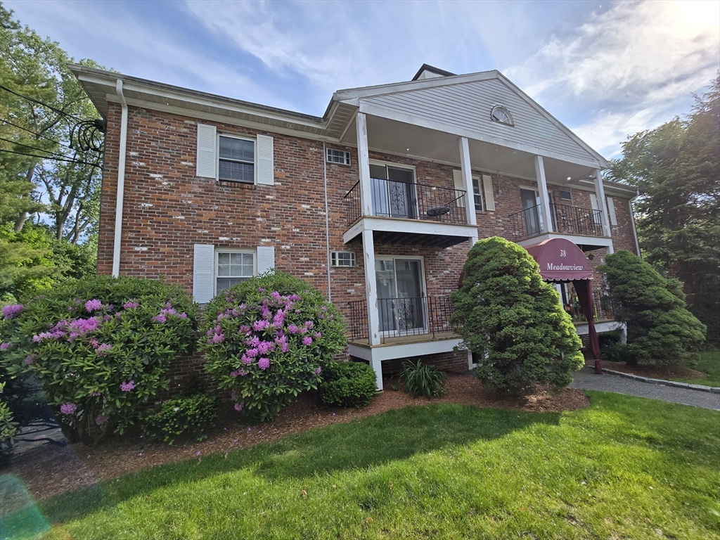 38 Bennett St, Wakefield