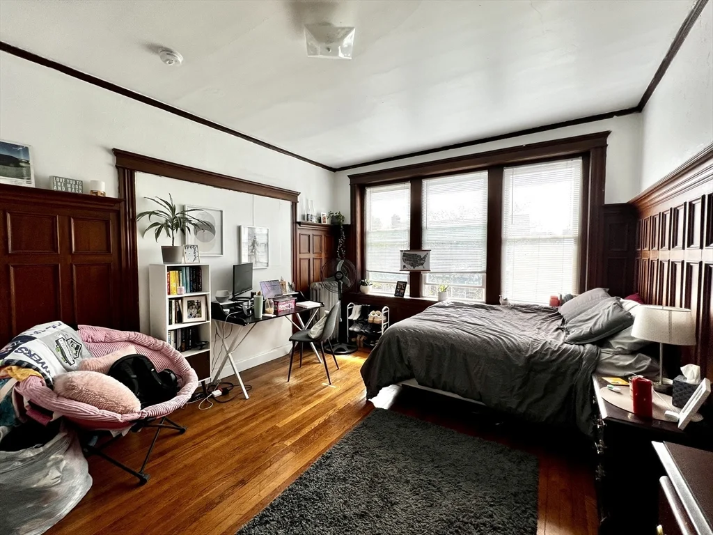 144 Coolidge St, Coolidge Corner