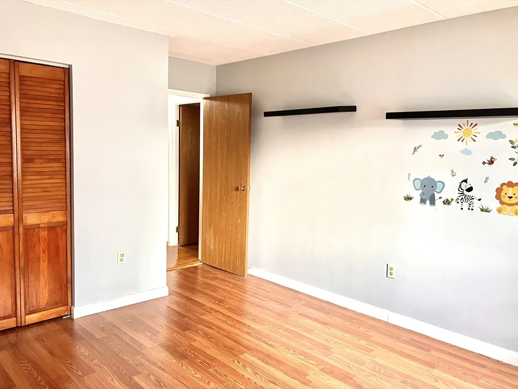 8 Nahant Pl, Diamond District