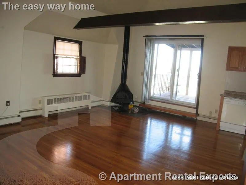 15 Highland Ave, Prospect Hill