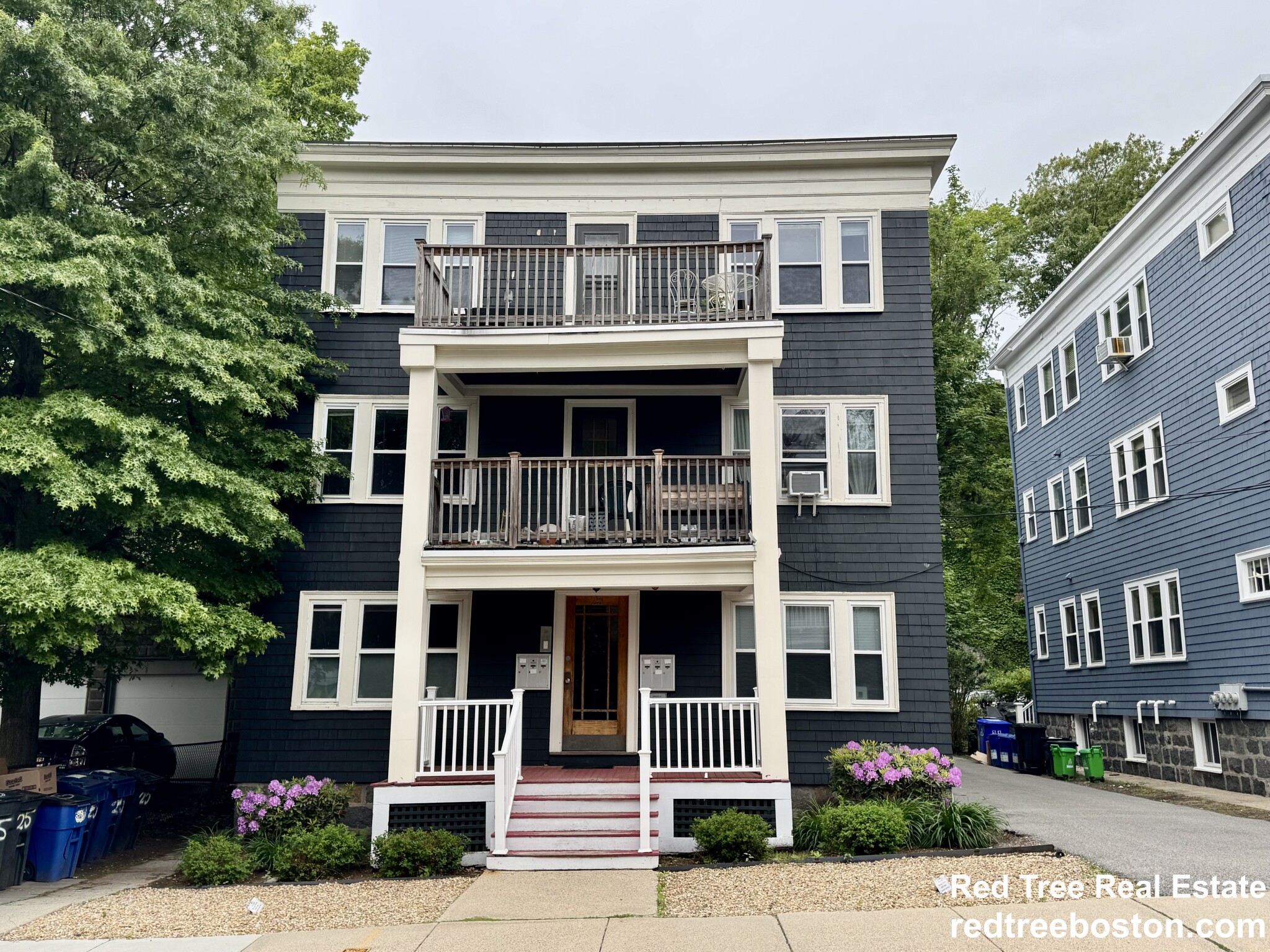 25 Saint Peter, Jamaica Plain