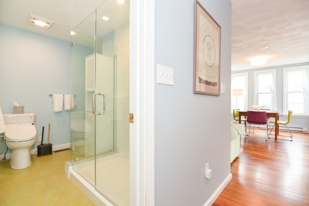 3 Abbot Ct, Marblehead