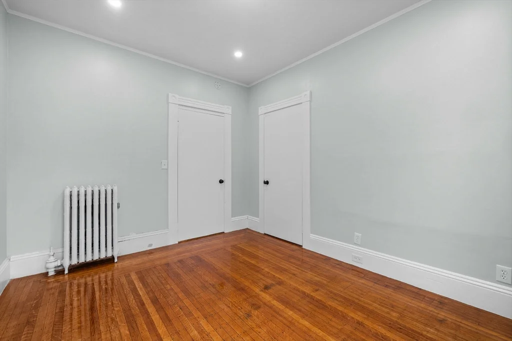 48 Hamilton Ave, Lynn