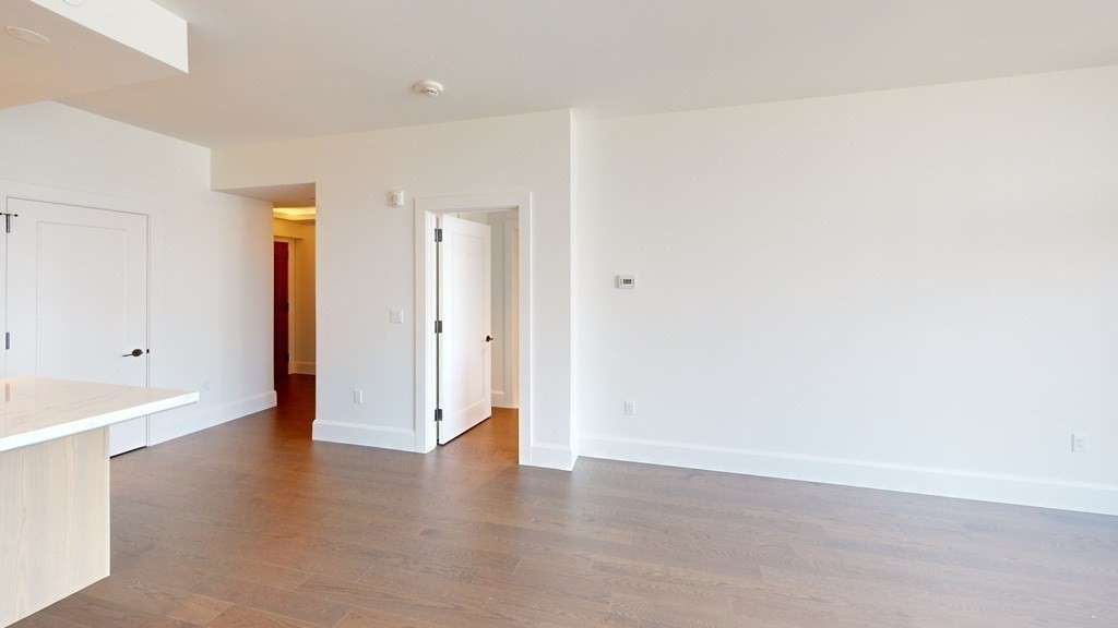 430 Stuart St, Back Bay