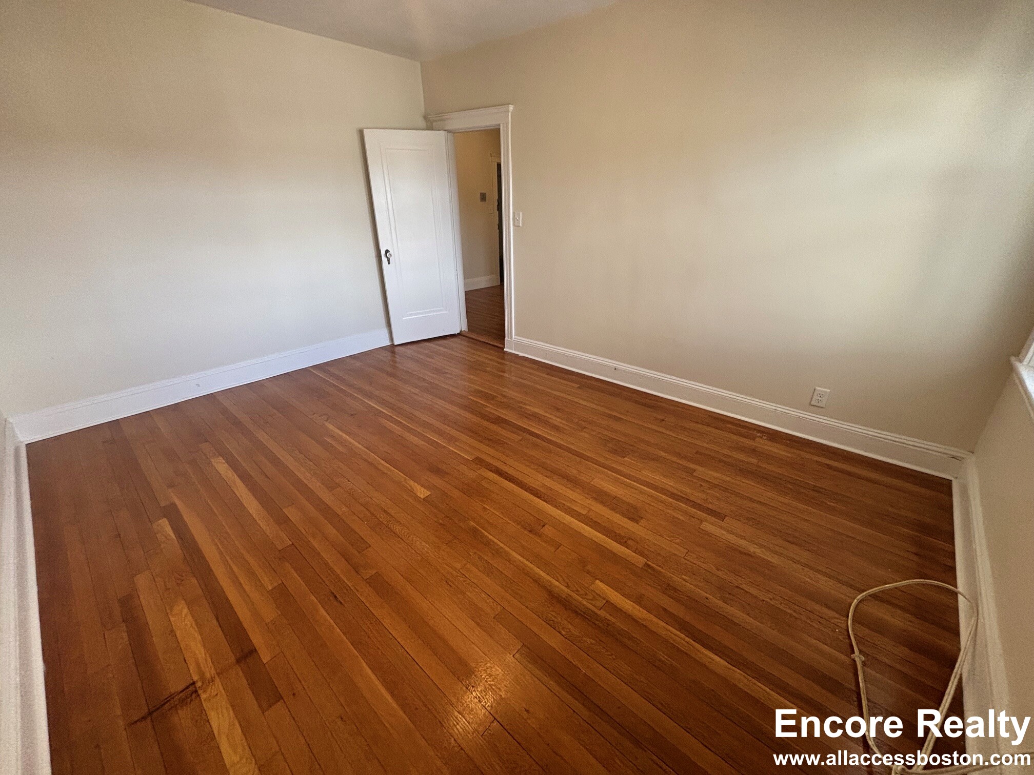 116 Washington St, Brighton