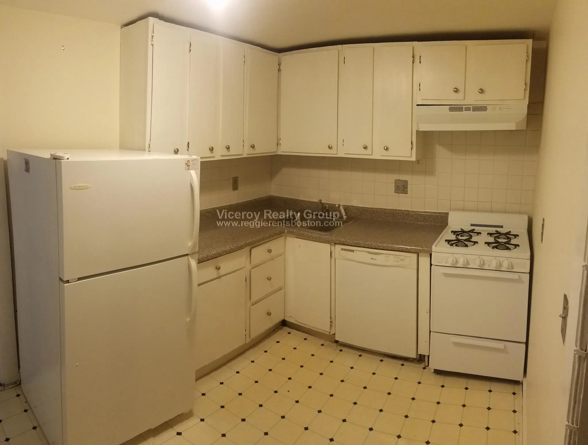 679 Massachusetts Ave, Roxbury
