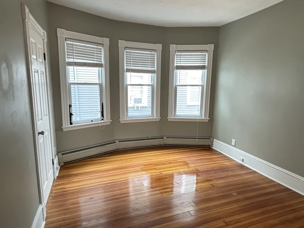 179 Tremont St, New Bedford