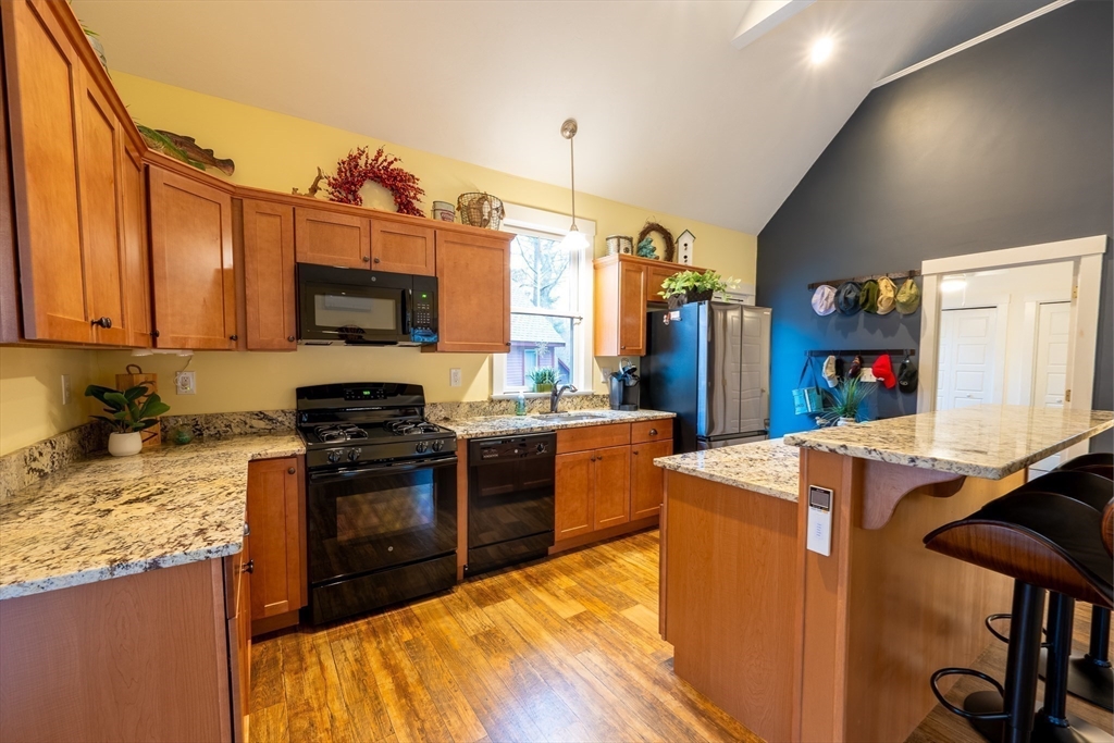 23 Fox Run, Westford