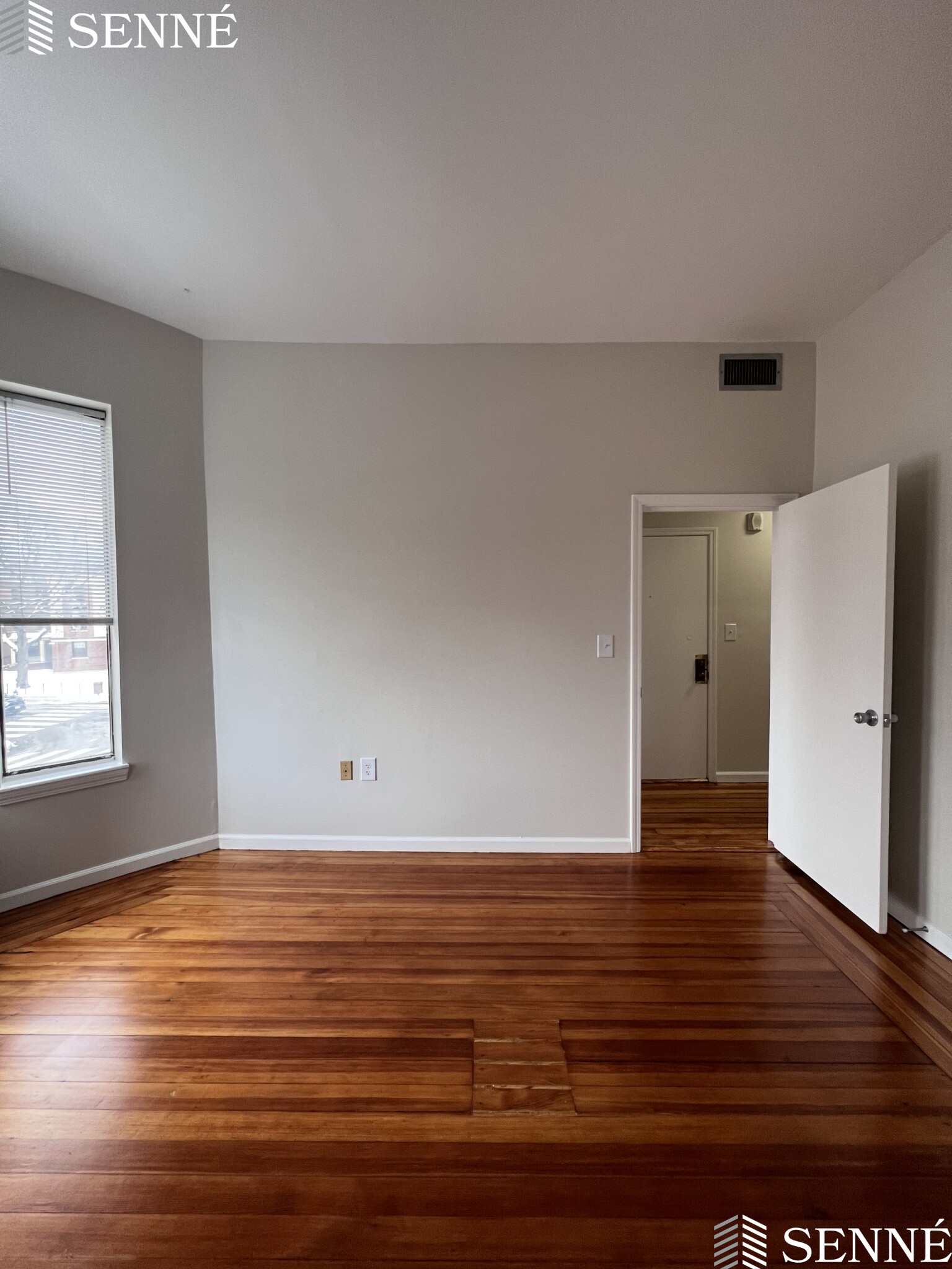 790 Main St, The Port