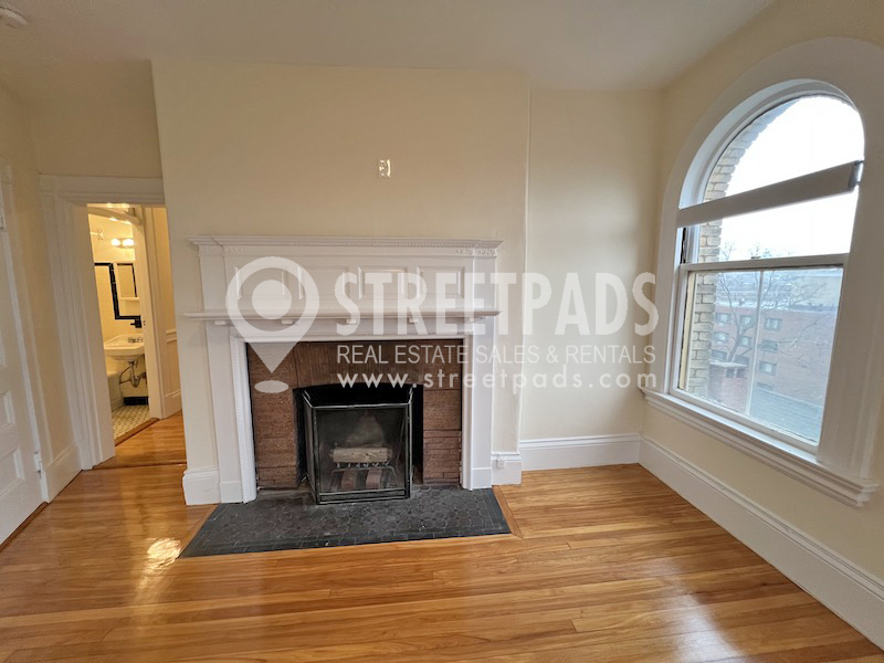 2 Ware St, Mid-Cambridge