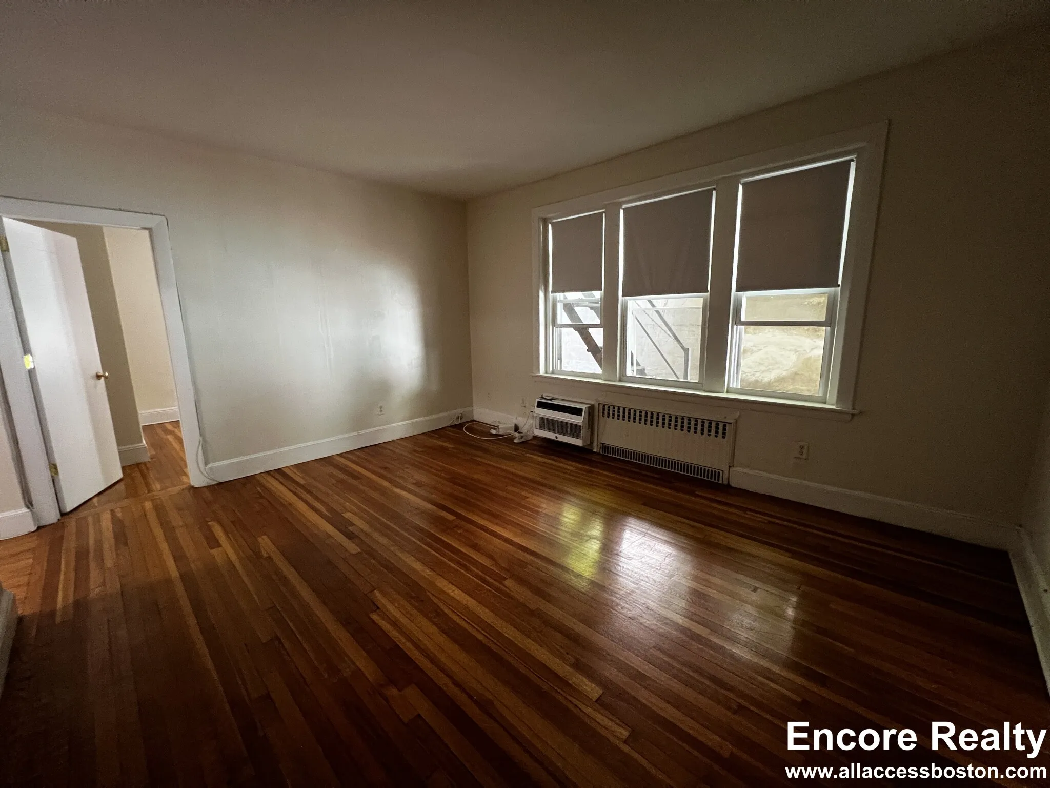 33 Lancaster Ter, Corey Hill