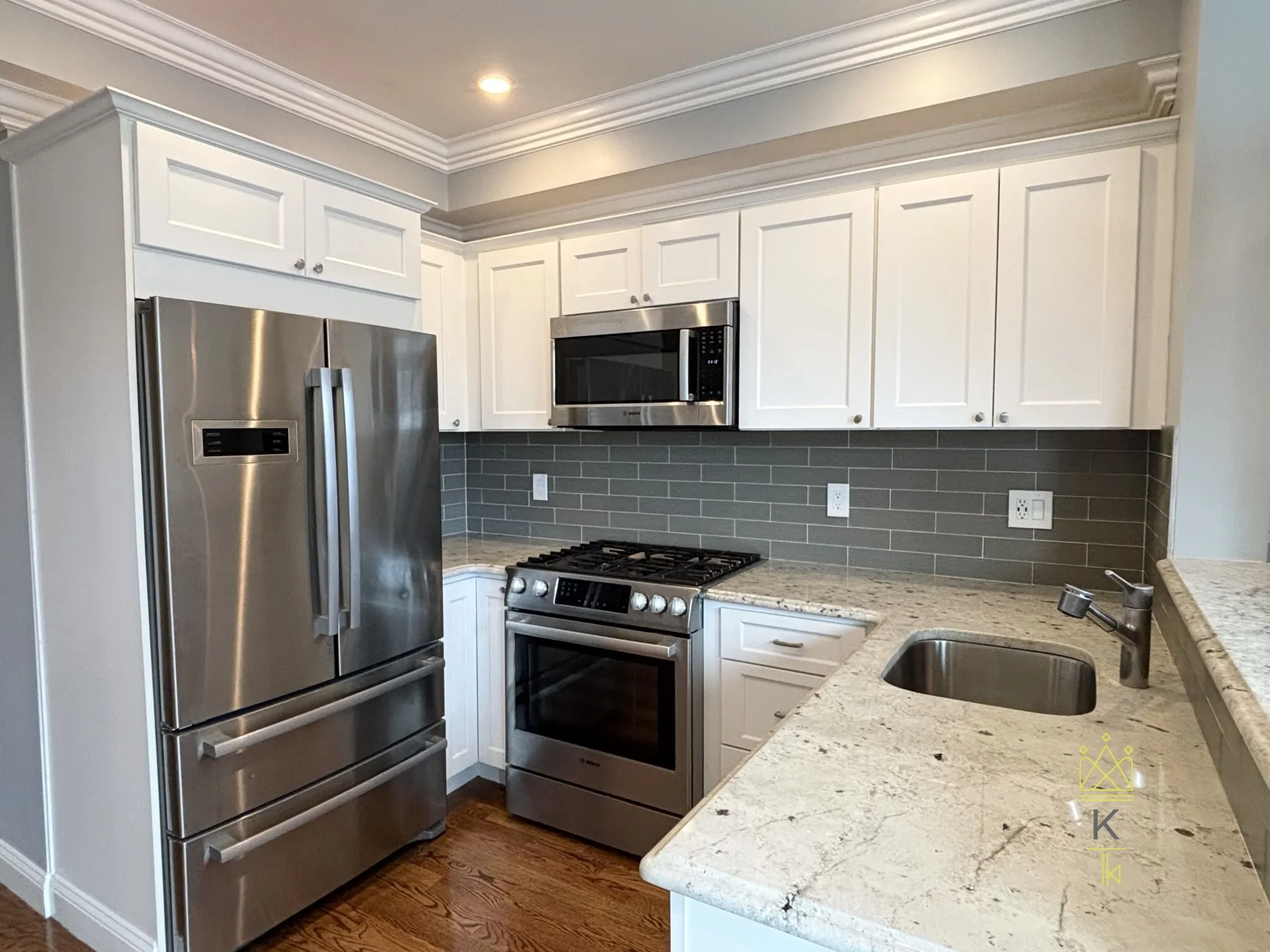38-42 Hyde Park Ave, Jamaica Plain