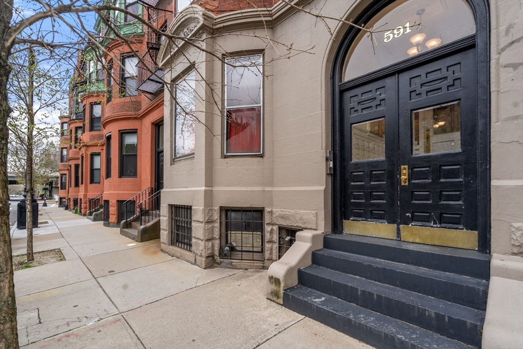 591 Beacon St, Back Bay