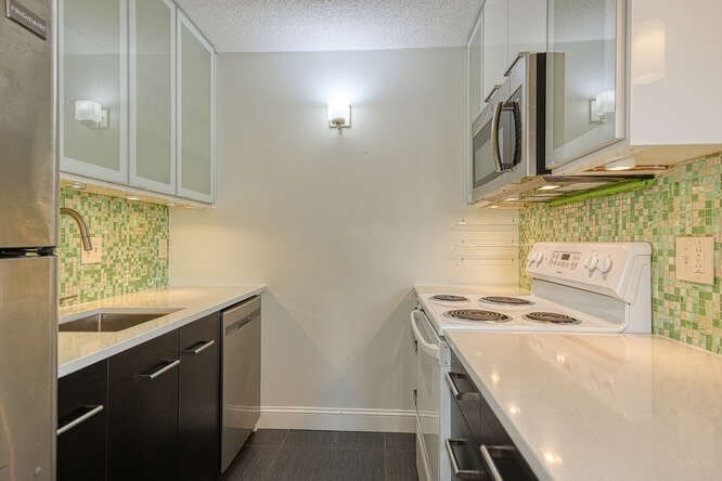 159 Main St, Stoneham