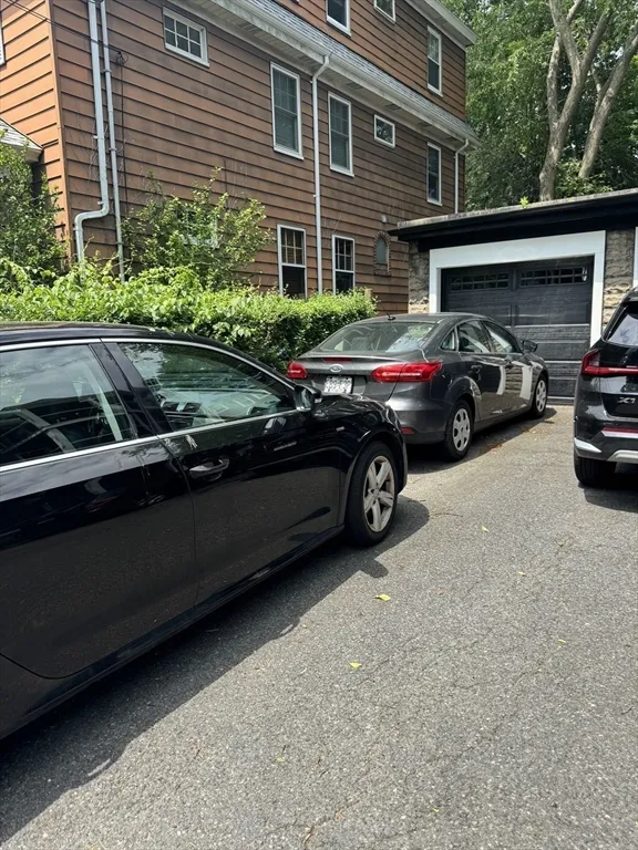 49 St John St, Jamaica Plain