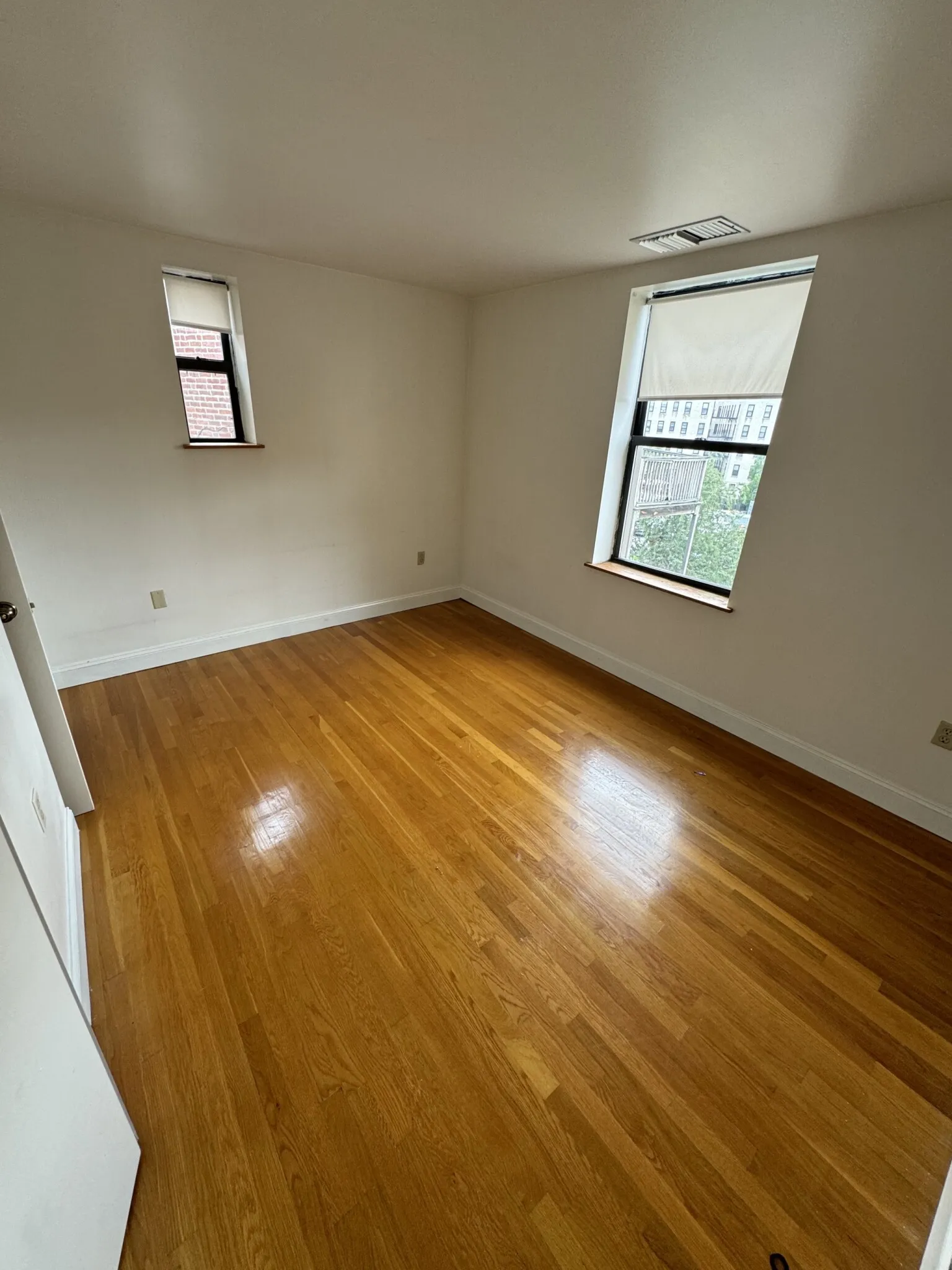 102 Gainsborough St, Fenway