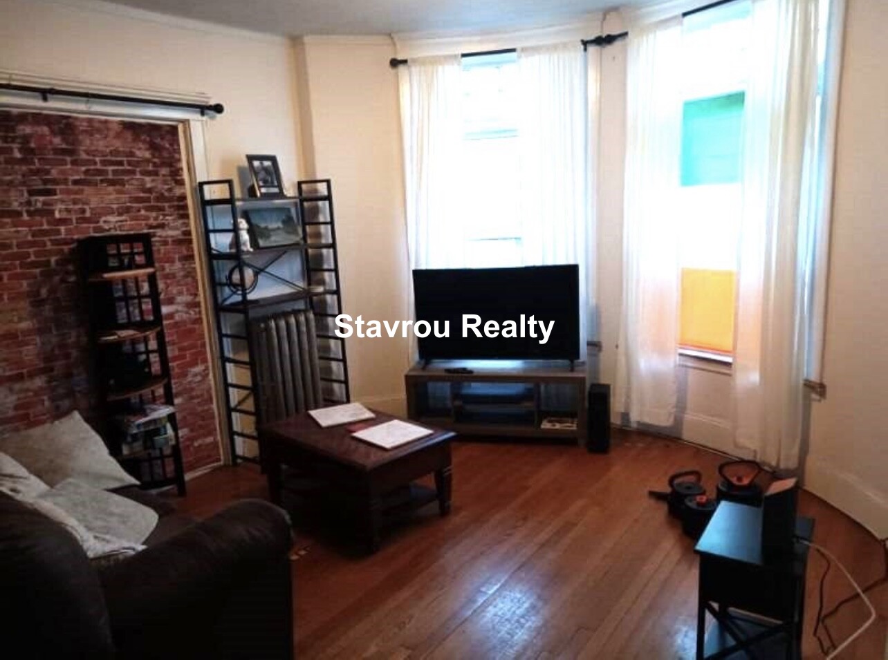 1675 Beacon St, Brookline