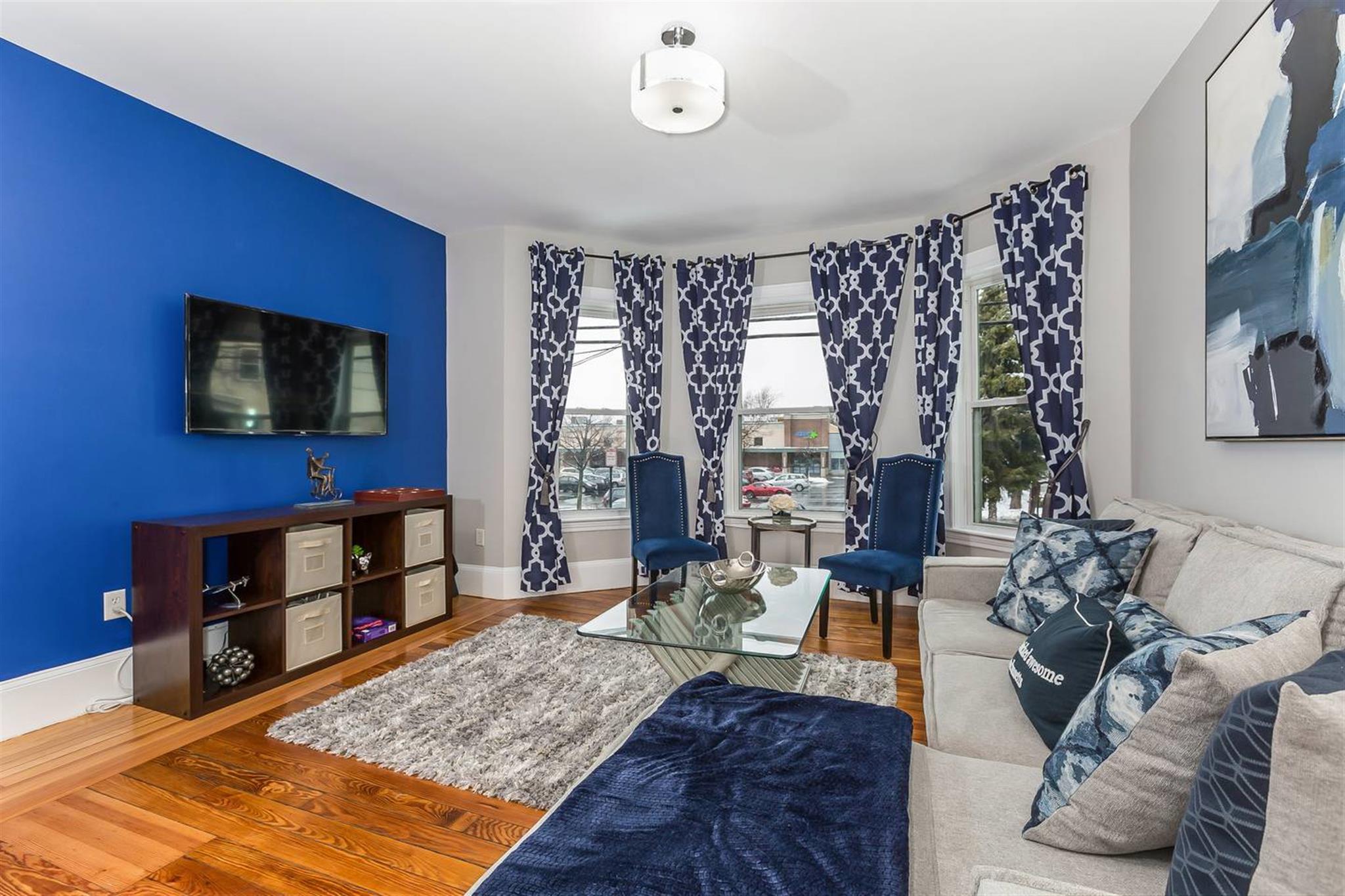 98 Elm St, Somerville