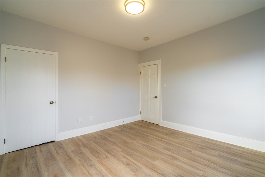 322 Hurley St, East Cambridge