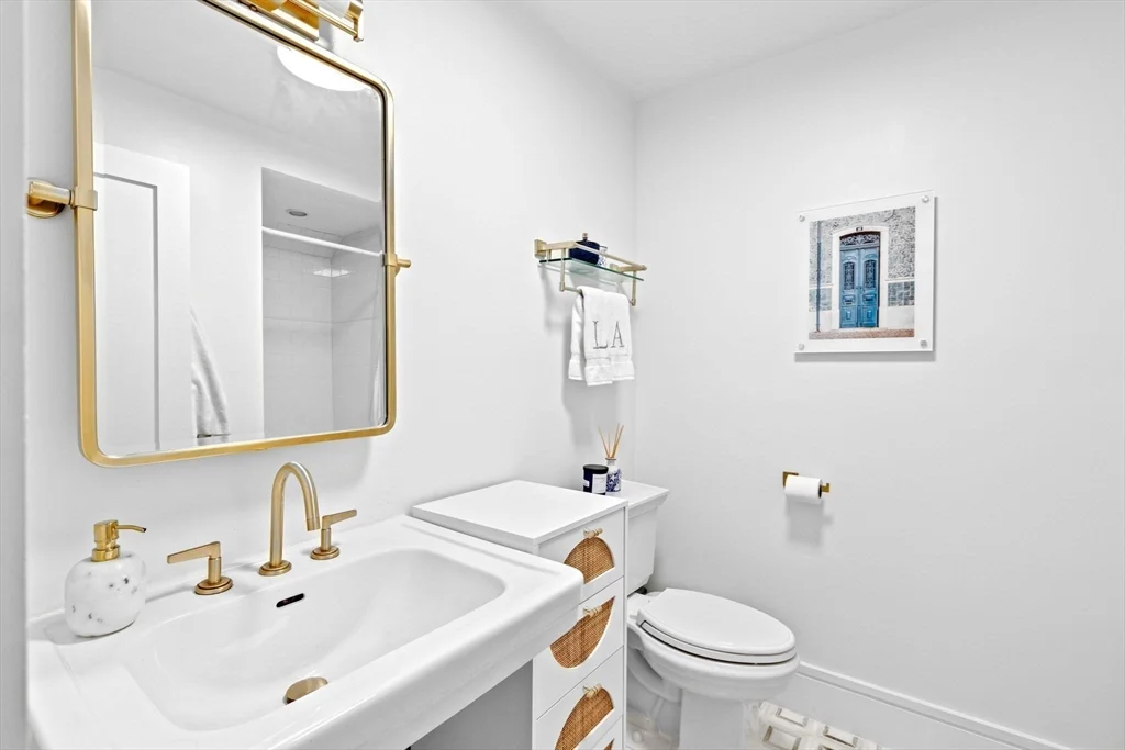 471 East 3rd St, South Boston