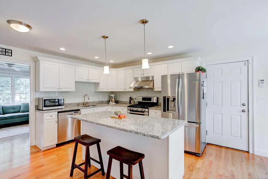 3 Hawthorne St, Woburn