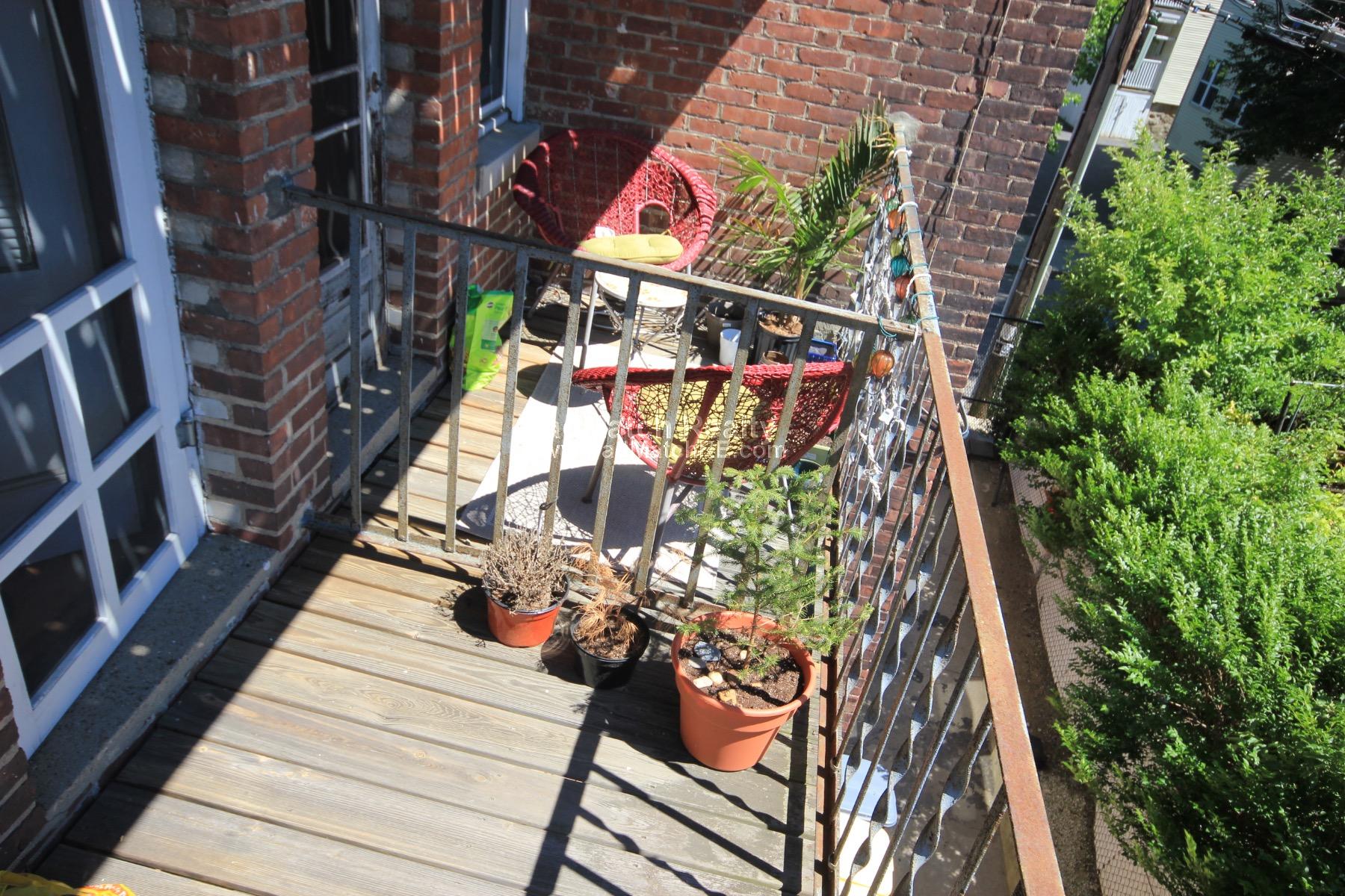 116 Washington St, Brighton