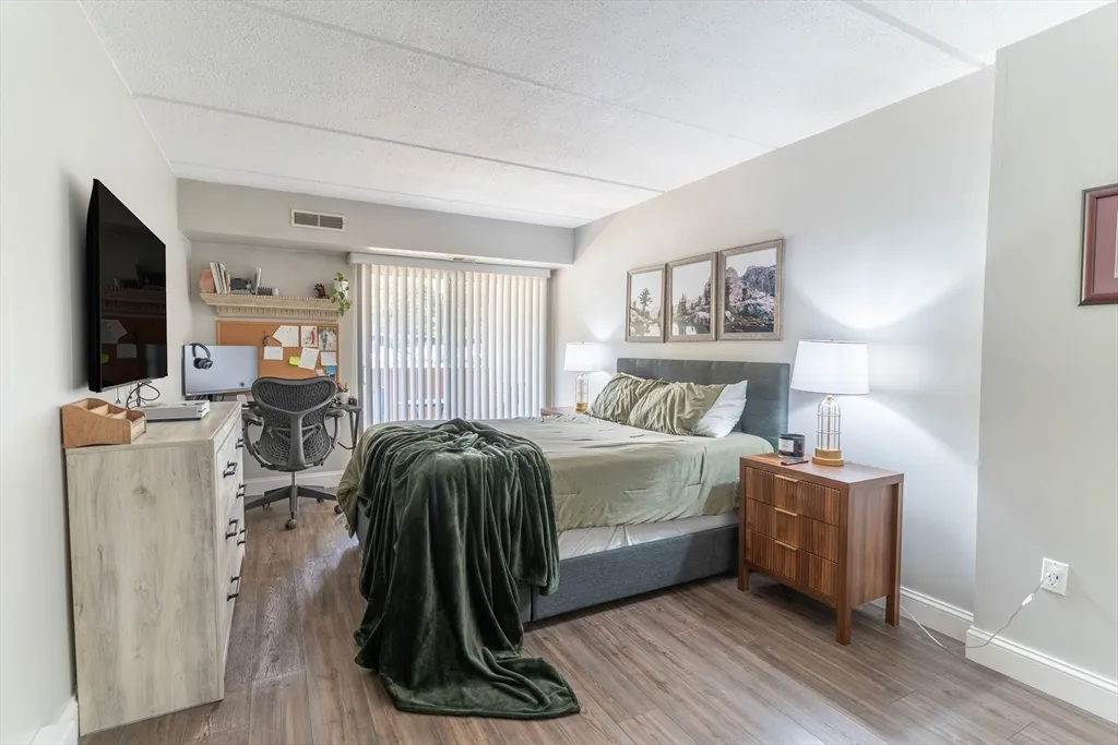 144 Marble, Stoneham