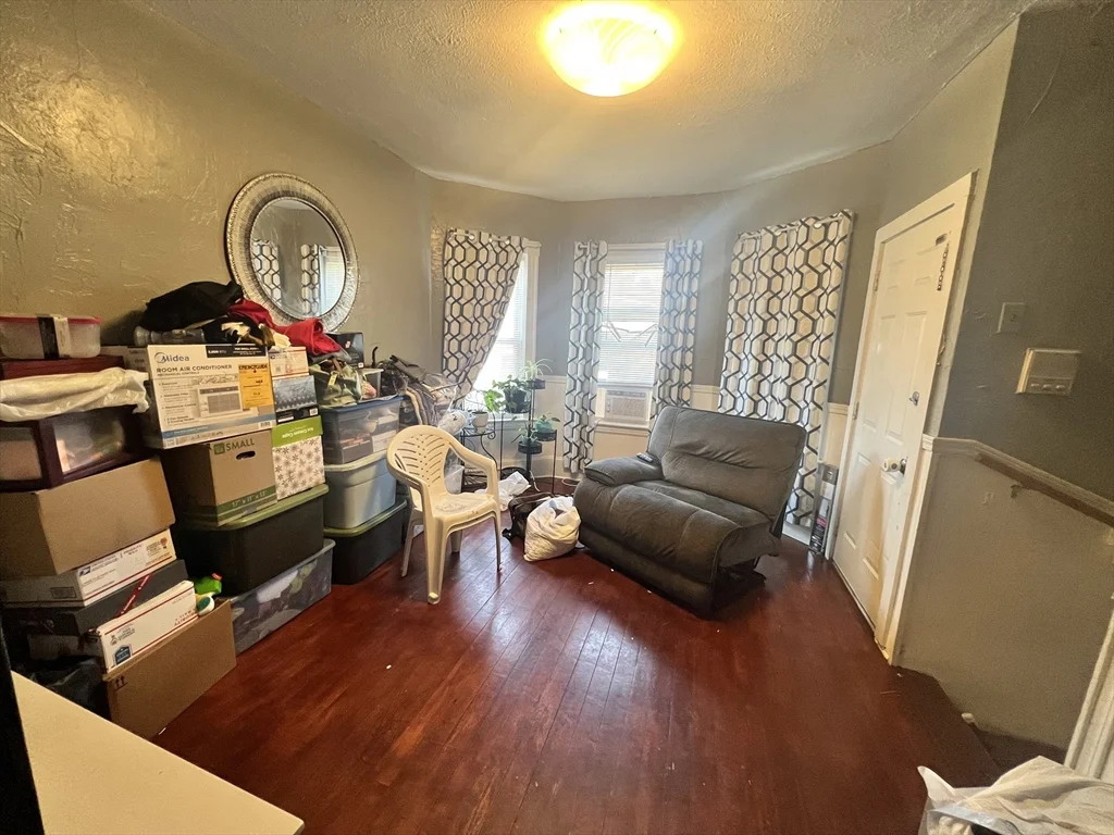 75 Intervale St, Brockton