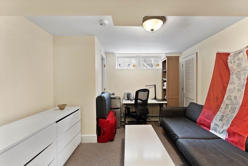 131 Putnam Ave, Cambridgeport