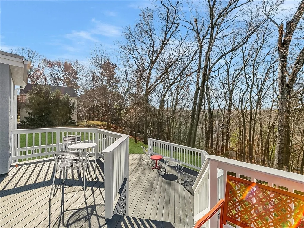 243 Upland Ave, Newton Highlands