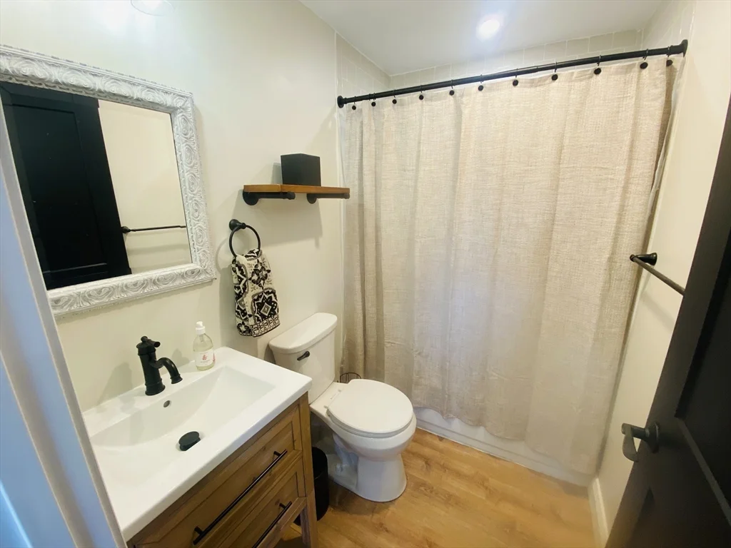 80 Foster St, Peabody