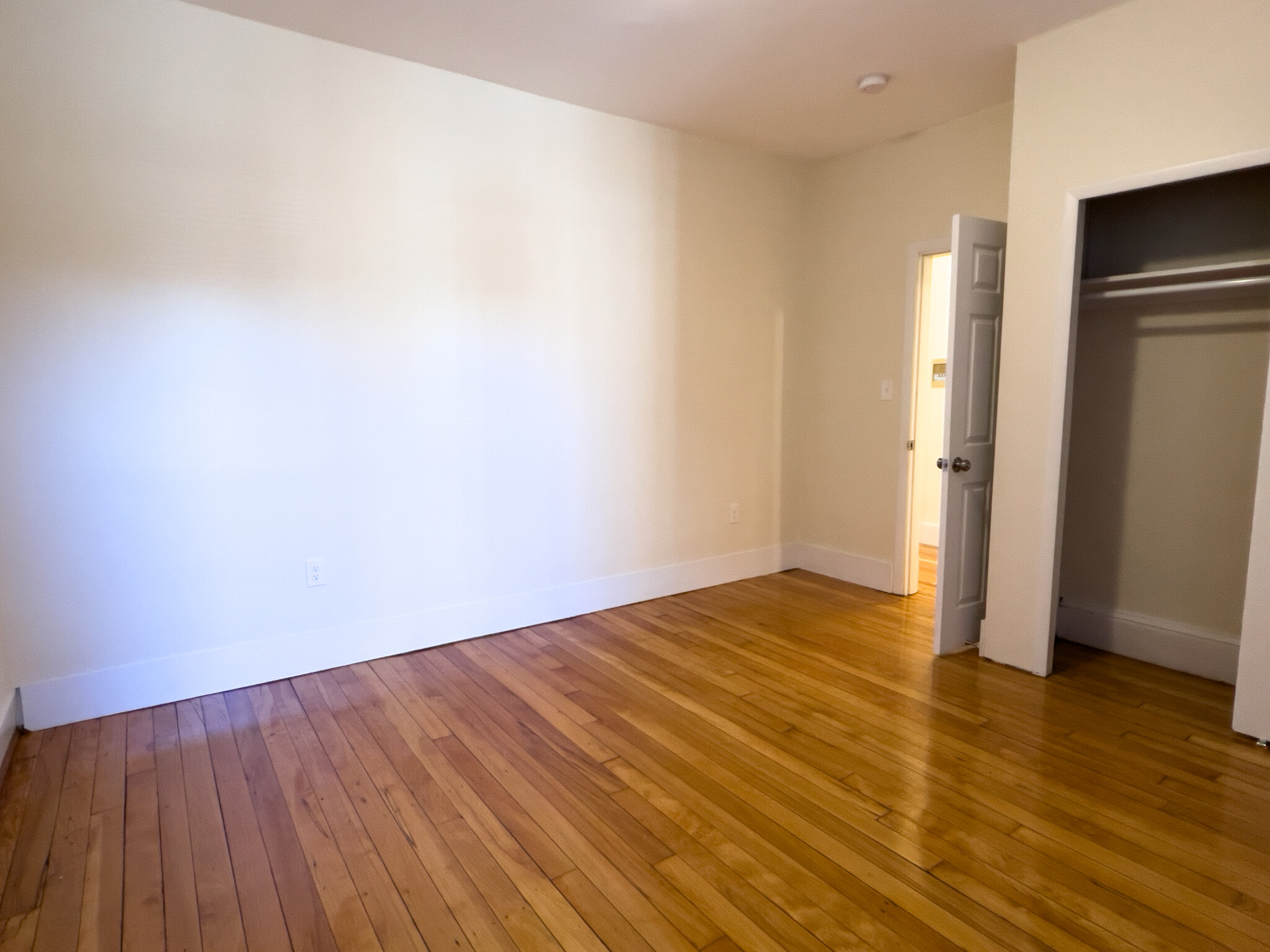 215 Harvard Ave, Brighton