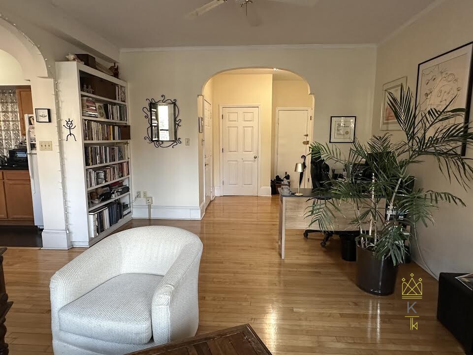 1100 Beacon St, Brookline